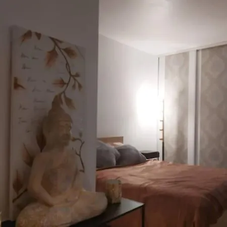 Superb Modern Clichy