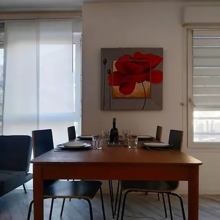 Superb Modern Lägenhet *